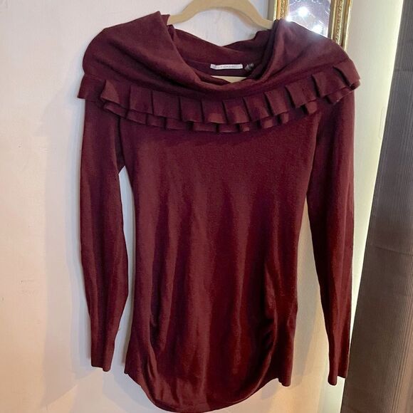 T. Tahari Ruffle Cowl Neck Sweater Maroon size Small - Picture 1 of 7